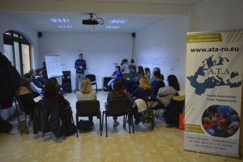 GESTIUNE EMOȚIONALĂ: Instrument pentru combaterea dependenței de rețele de socializare - &icirc;nt&acirc;lnire de start